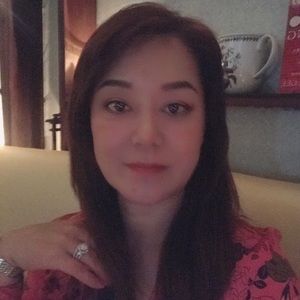 Meet your Posher, Zhili